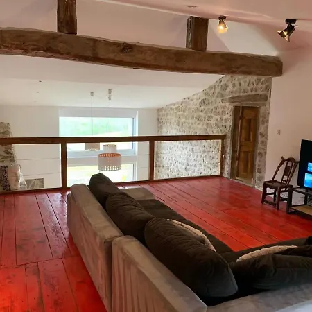 Casariou Les Bernards Grande Batisse 12p Avec Cheminee Bain Nordique Billiard Piscine Villa